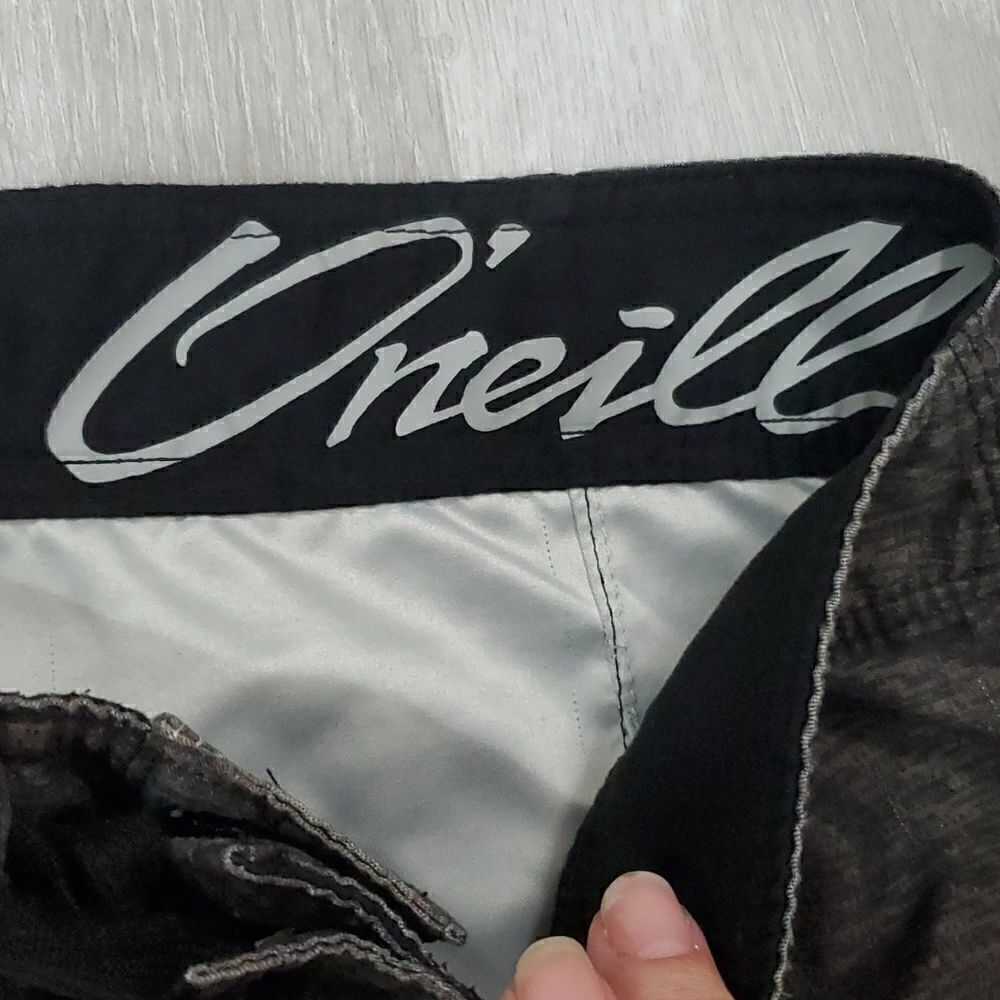 Oneill mens Swim trunks, size 30 - Picture 2 of 7